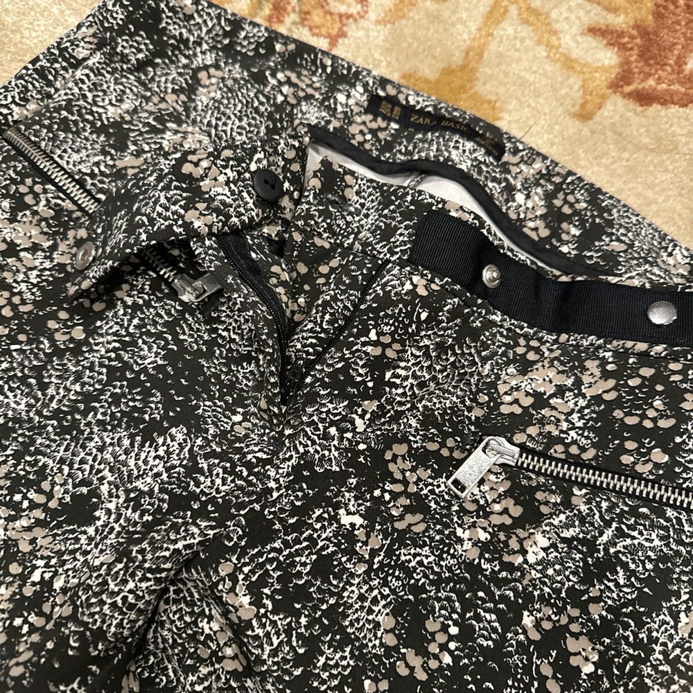 Zara Stylish Black and White Patterned women Pants